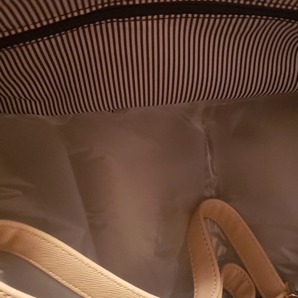 Purse - Picture 3 of 5